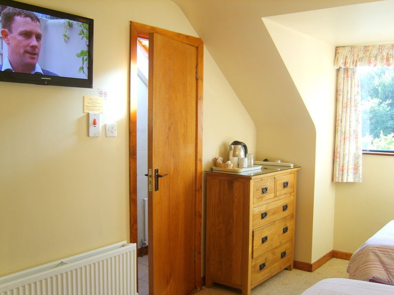 White Park B&B Балибоуфи Екстериор снимка